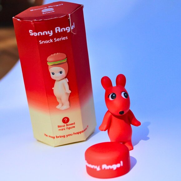 Robby Sonny Angel Snack Series - Picture 1 of 7